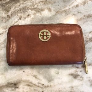 Tory Burch Wallet